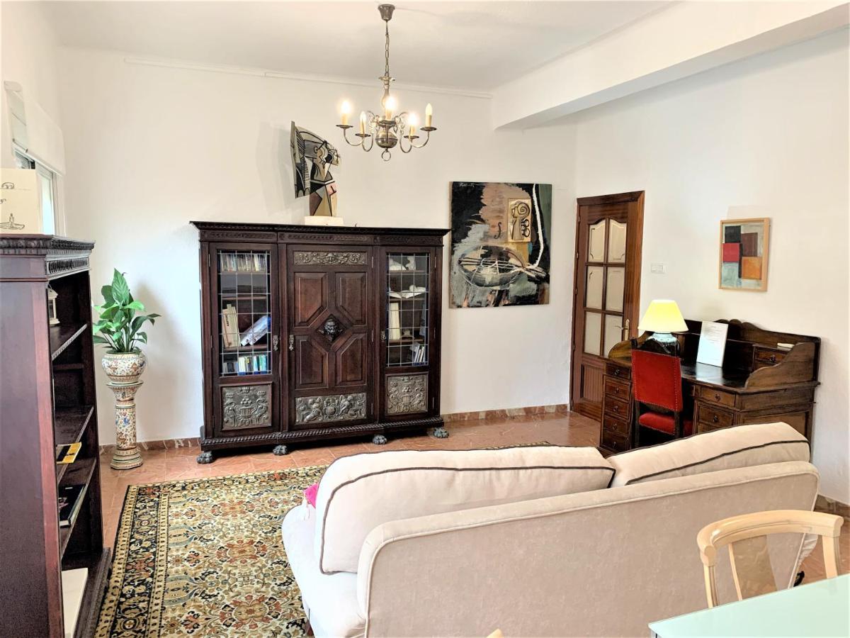 Wide And Traditional- 2Bd 1Bth- Gavidia Севиля Екстериор снимка
